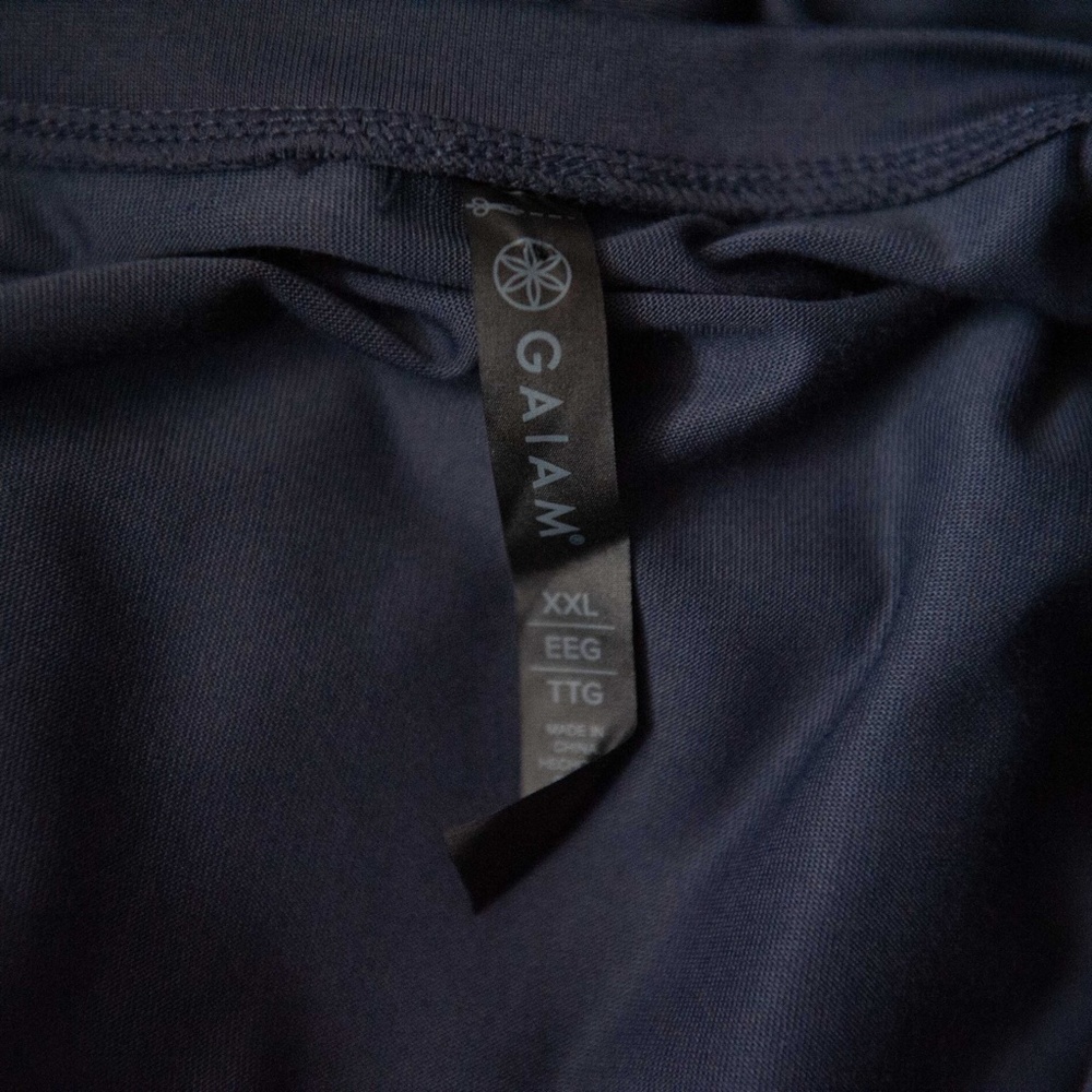 GAIAM Short Sleeve Pocket Tee - Picture 4 of 6